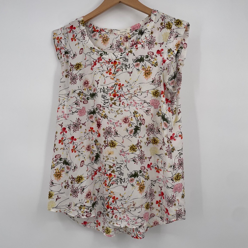 Pleione Women Floral Sleeveless Blouse White Multicolor Scoop Neck M Cottagecore